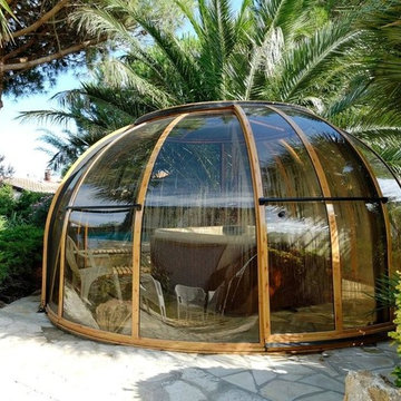 Retractable Spa and Hot Tub Enclosures