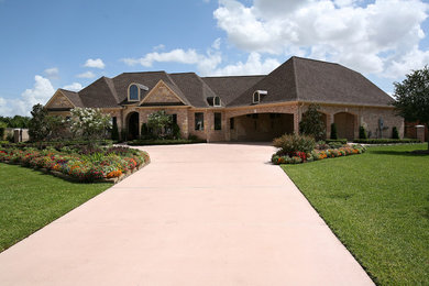 Design ideas for a landscaping in Houston.