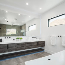 Moms Bathroom