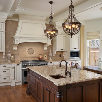 Kitchen & Dining Room