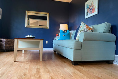 Mid-sized minimalist light wood floor sunroom photo in Other with a standard ceiling