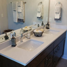 Commodore Master Bathroom