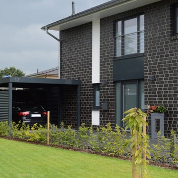 Stahlcarport im kubistischen Stil