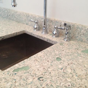 Laundry Room with Aqua glass