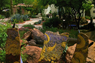 Photo of a southwestern landscaping in Phoenix.
