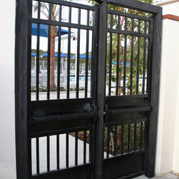 SureClose Hydraulic Hinge & Gate Closer - Products