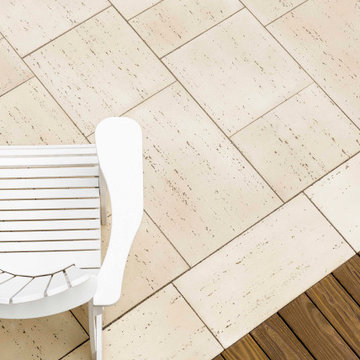 Poolside Design in Thornbury, ON
