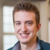 Adam Perrys foto
