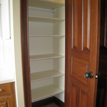 Reach In Closets