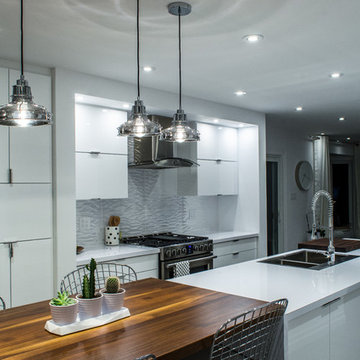 A kitchen that sparkles! Feels like Hollywood.