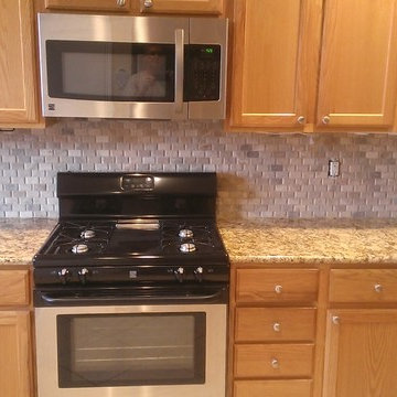 KITCHEN - Backsplash - Basket Weave Stone / No Grout