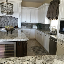 Cuisines Laurier Cabinets - Kitchen Cabinetry
