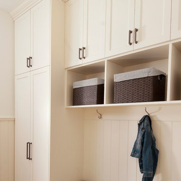 ValleyHigh Residence - Mudroom