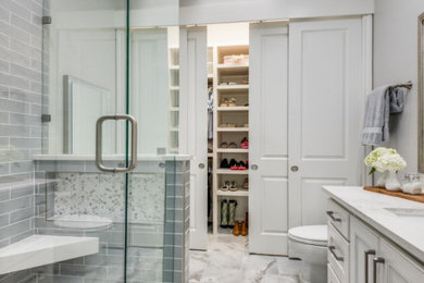 Inspiration for a shabby-chic style bathroom remodel in Dallas
