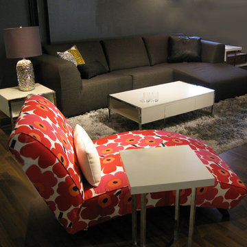 MORTON SOFA WITH CYLO CHAISE IN MARIMEKKO