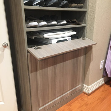 Master Closet - Raised Panel Campania - Rice Military, Houston, TX