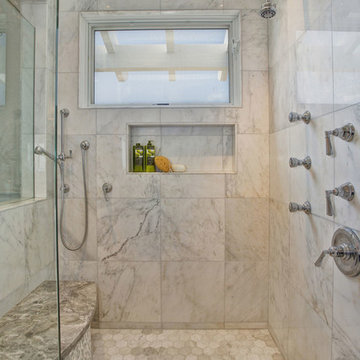 Contemporary-Traditional Interpretation Home