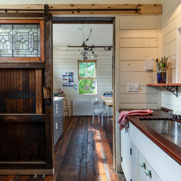 Creative Carriage House