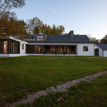 New Modern Farmhouse 3