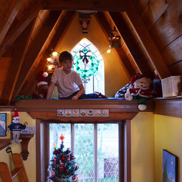 A Magical Tree House Lights Up for Christmas