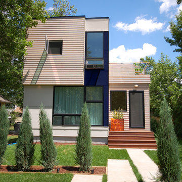 B- Line Medium 003 | front facade