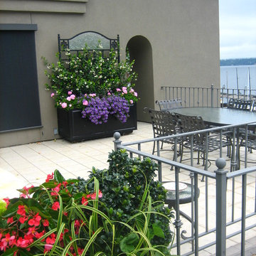 Lakeside Deck