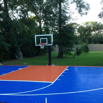 Eduardo R's Pro Dunk Gold Basketball System on a 30x26 in Longwood, FL