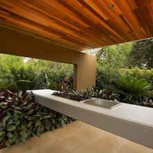 outdoor kitchen