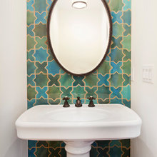 La Vista Powder Room