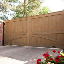 Gate