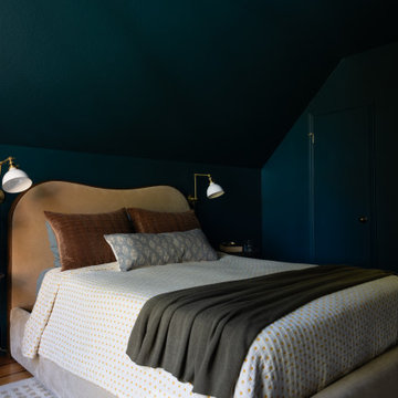 ECLECTIC SEBASTOPOL RETREAT