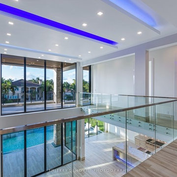Luxury New Villa by Dov Stark