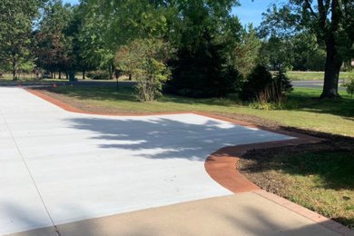Concrete driveway with colored border
