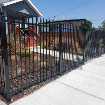 Gate