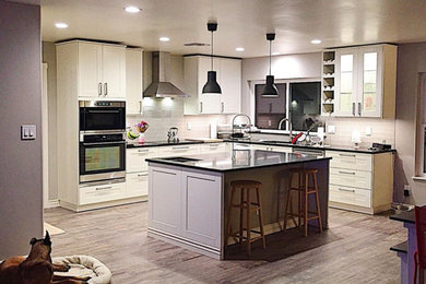 Example of a kitchen design in Phoenix
