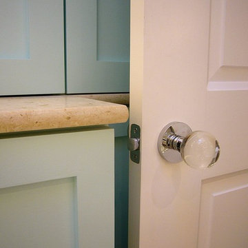 DETAIL - Glass Door Knob