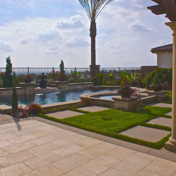 Pools/Spas