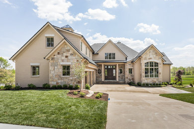 Inspiration for a timeless home design remodel in Indianapolis
