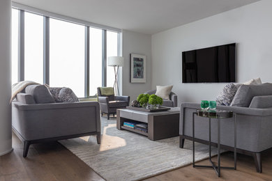 Minimalist living room photo in Sacramento