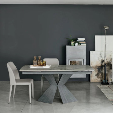 Poseidone extending dining table by Target Point