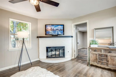 Living room photo in Dallas