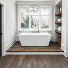 Tub On Platform