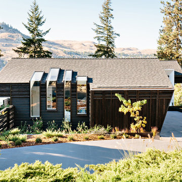 Kalamalka Lake Home