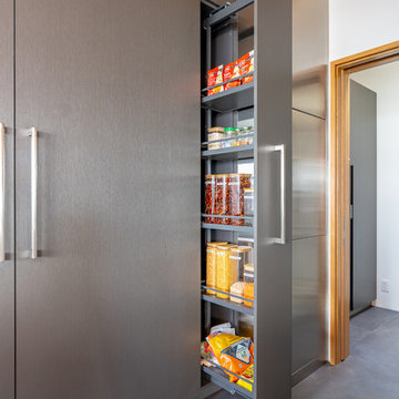 KIRKLAND KITCHEN DESIGN & PEDINI CABINETRY