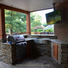 outdoor kitchen