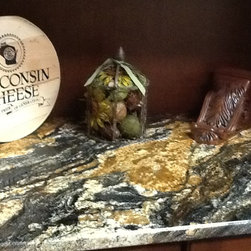 Comet (Granite) - Kitchen Countertops