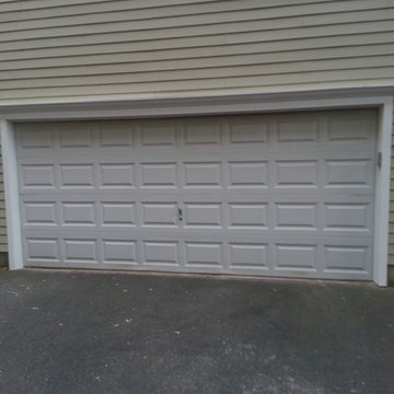5 1/4" HardiePlank Cedarmill Sandtone Beige Arctic White HardiTrim Stratford