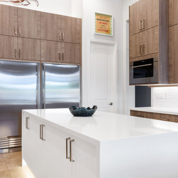 Spacious Modern Kitchen