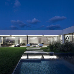 Apex Villa - Windows And Doors