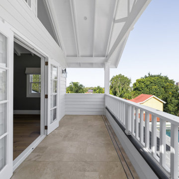 Australian classic home design - feature balcony